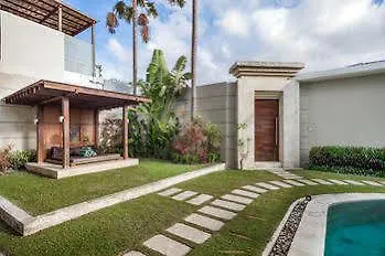 K Villas By Premier Hospitality Asia Seminyak 0*,